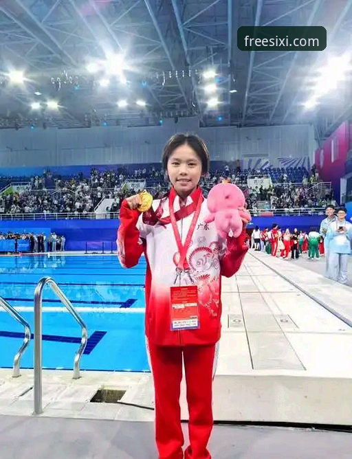 四喜娱乐游戏安装下载不了怎么办 揭秘16岁跳水新星蒋林静夺冠背后的技术密码,四喜娱乐官网深度解析